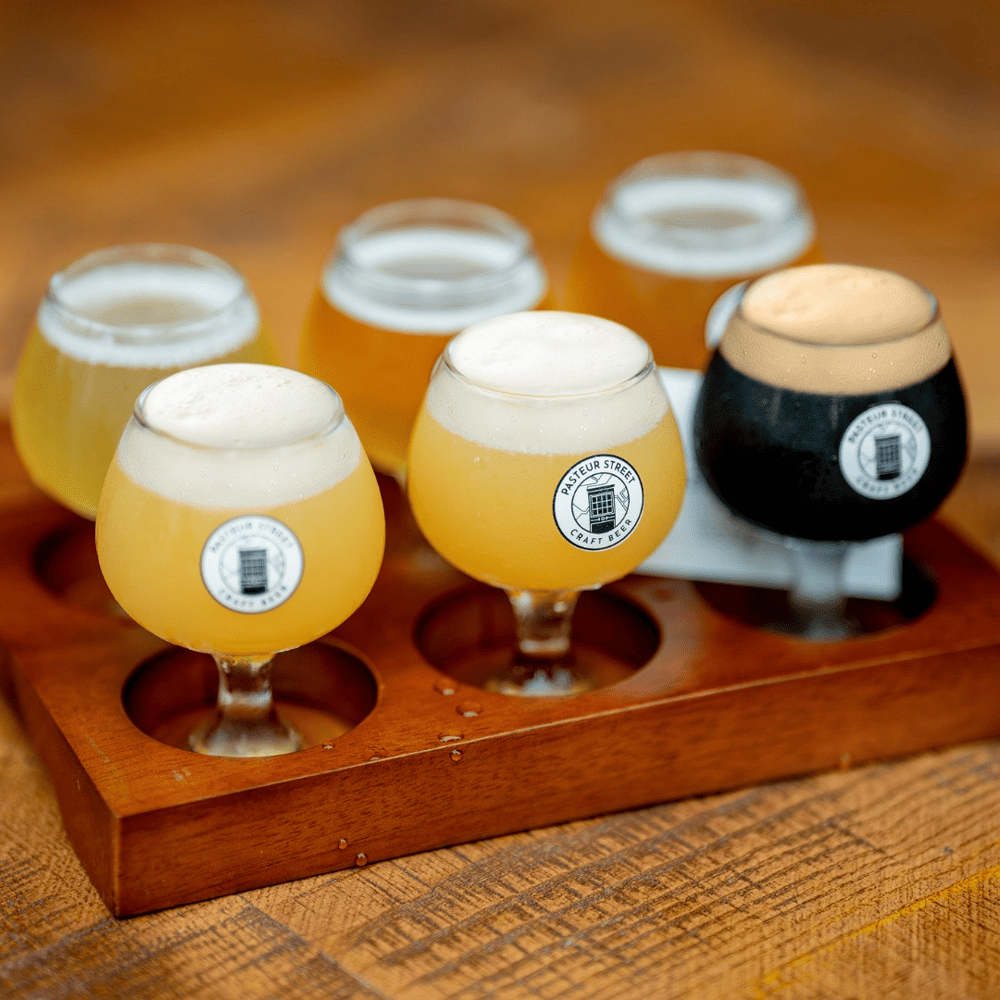 Pasteur Street Brewing is famous for crowd favorites like Jasmine Amber and Passionfruit Wheat Ale (Source: Fanpage Pasteur Street Craft Beer)